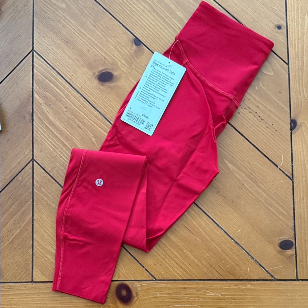 NWT Lululemon Base Pace HR Tight 25”